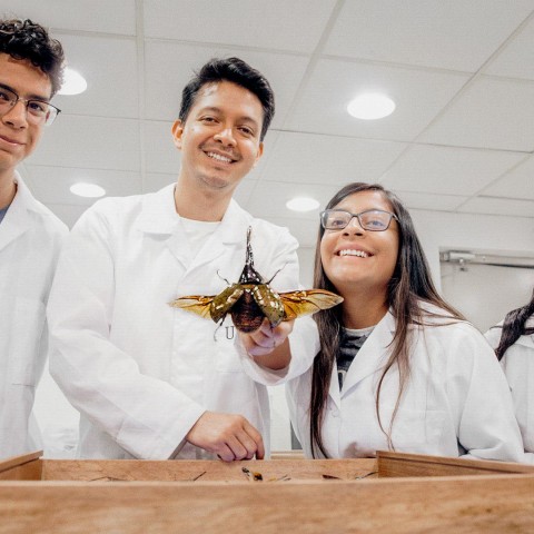 Banner Subespecialización en Biología