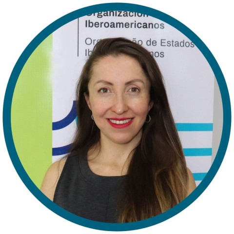 Yadhira Espinoza