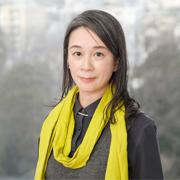 Profesora Ayako Taniguchi