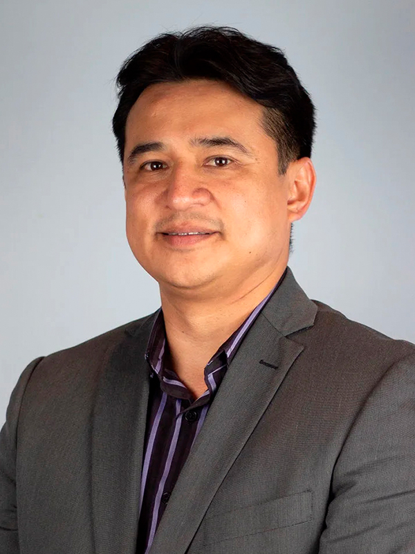 Dr. Luis Fernando Sabaján Gómez