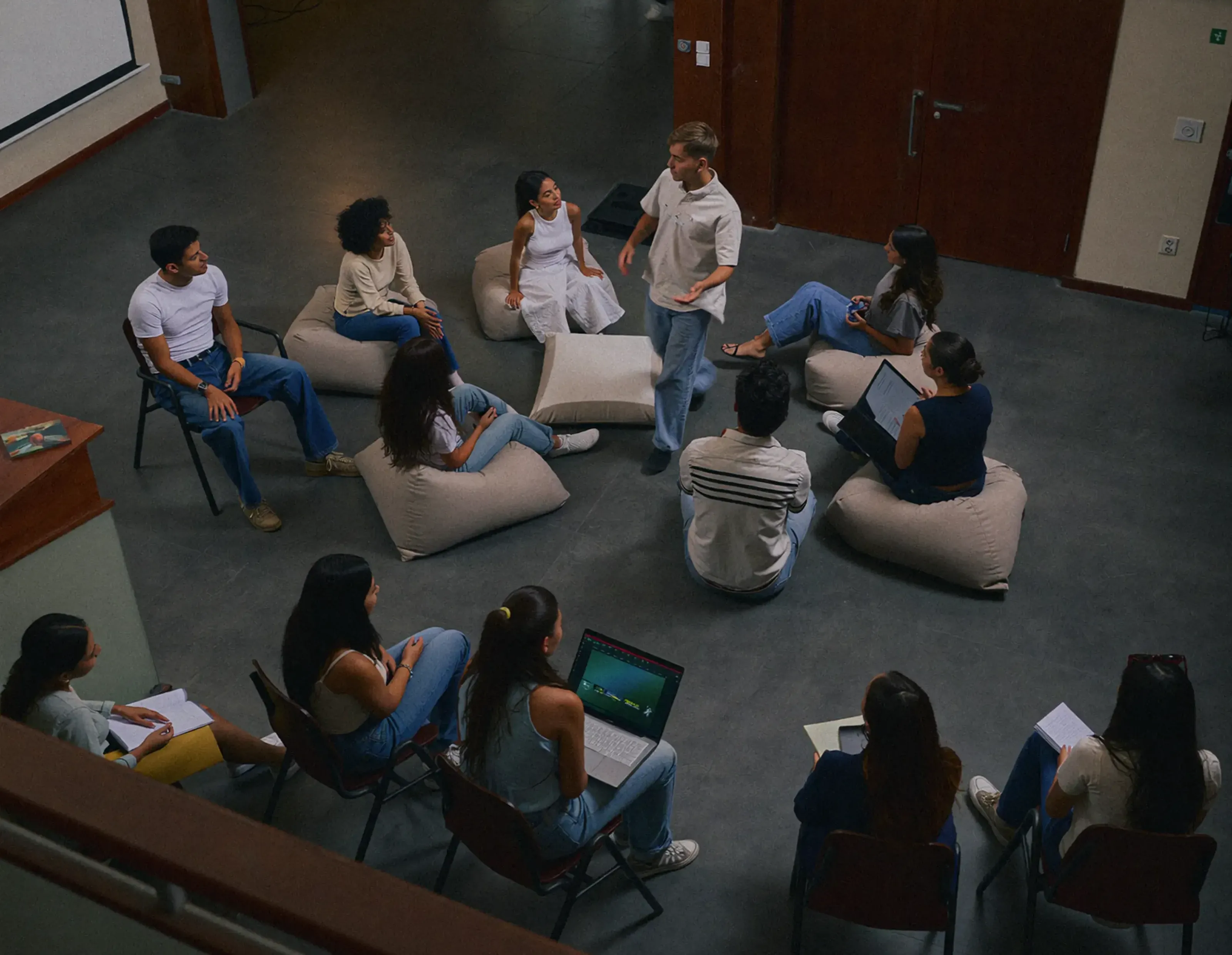 reunión de estudiantes 