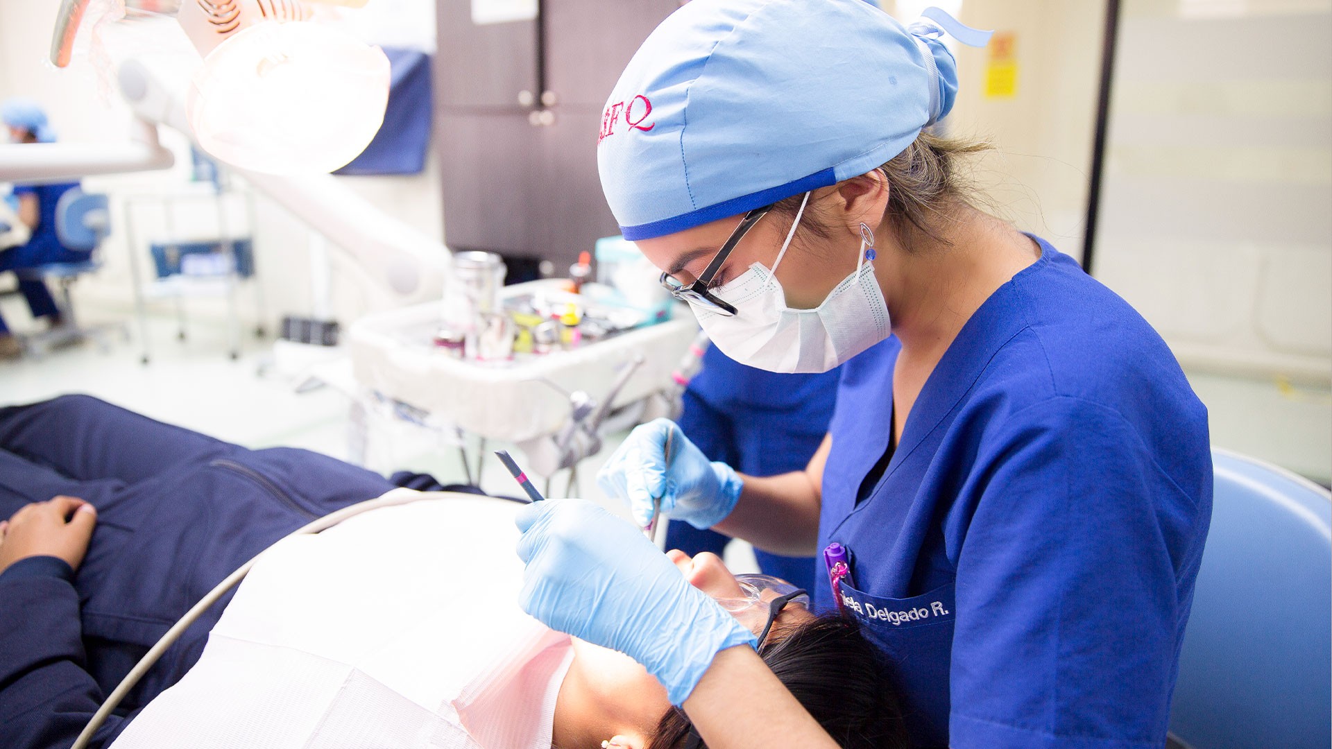Especialización en Cirugía Maxilofacial