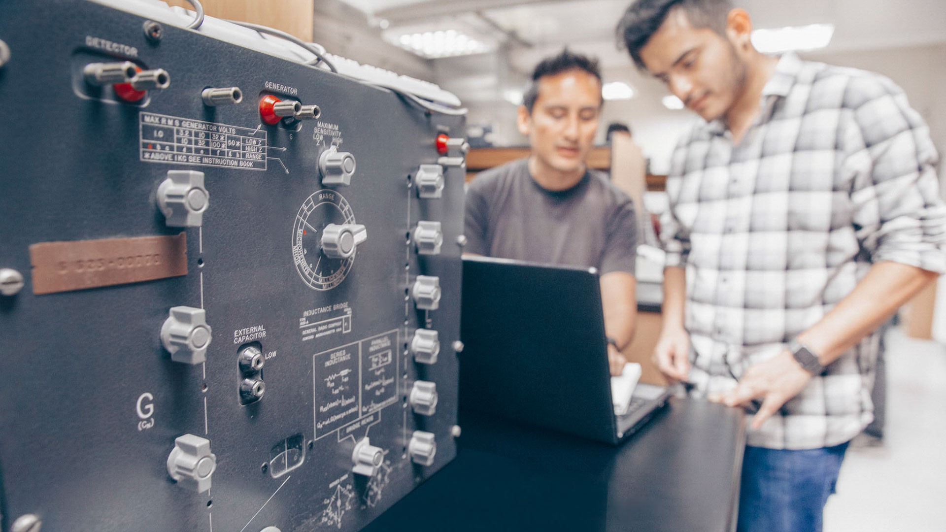 Ingeniería en Electrónica y Automatización | Universidad San Francisco de  Quito