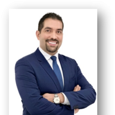 Donovan Ruiz