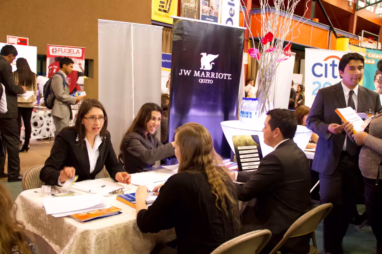 contacto empresarial hero