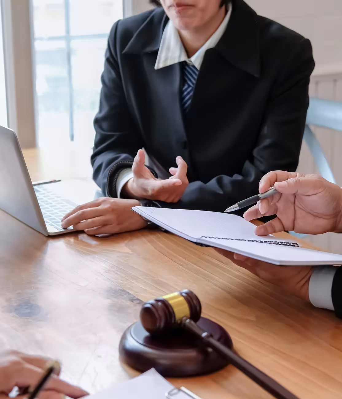 abogados