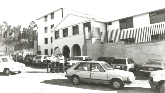 Estudiantes de las primeras promociones en el segundo “campus” construido en el Colegio, Academia Cotopaxi.