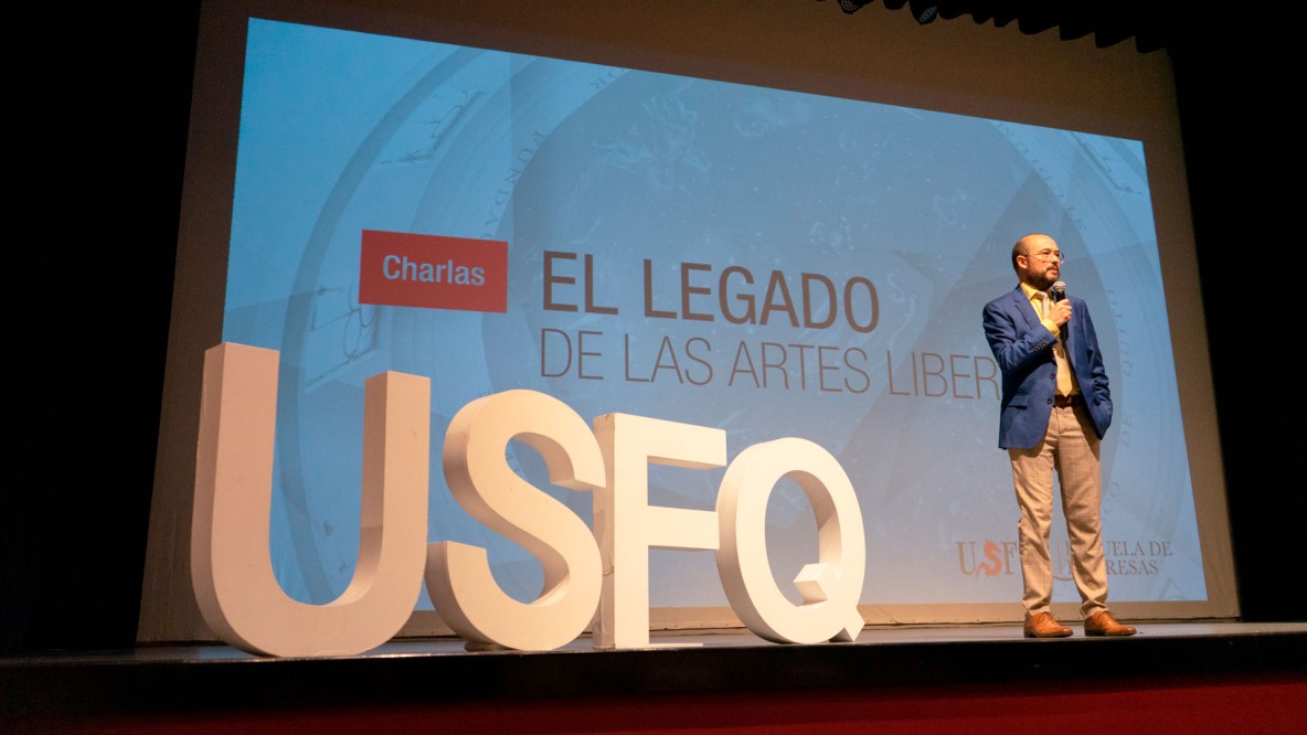 santigo-jose-foro-artes-liberales