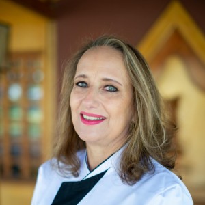 Ana Teresa Perez - Oficial